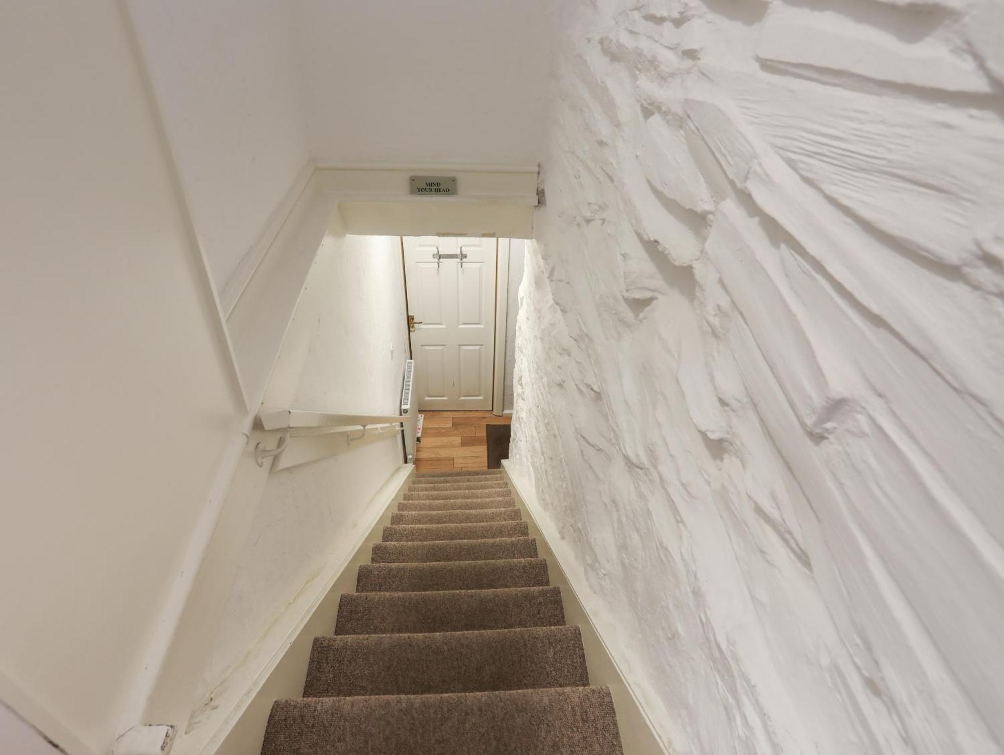 The Old Cornhill Apartment *